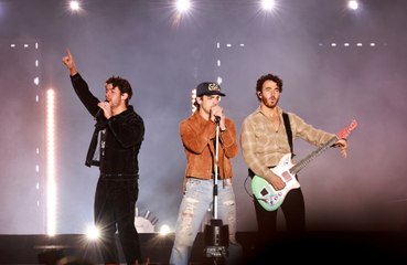 Los Jonas Brothers colaboran con un artista en su nuevo álbum