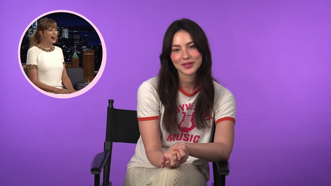 Singer-Songwriter Gracie Abrams On Opening for Taylor Swift & New Album | 17 Questions | Seventeen