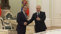Rusia saluda la disposición de China a contribuir al arreglo en Ucrania