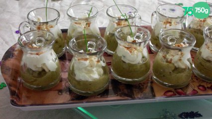 Verrine d'aubergines en mousse croustillante