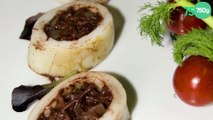 Terre et mer : calmars farcis au boudin noir.