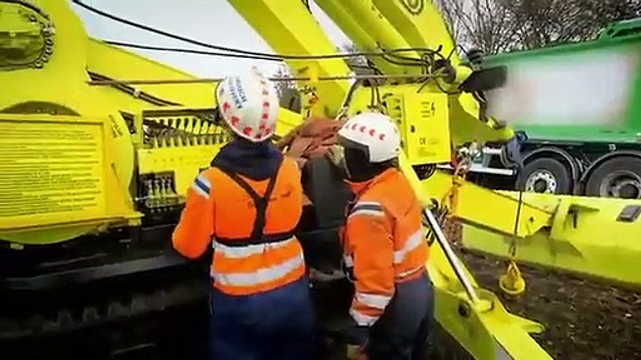 Trucking Hell - Se2 - Ep18 HD Watch