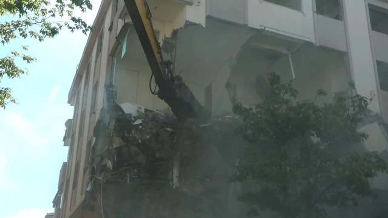 Büyükçekmece Belediye Başkanı Akgün: Eski Yönetmeliği Göre Yapılmış Tüm Binaları Yıkıyoruz