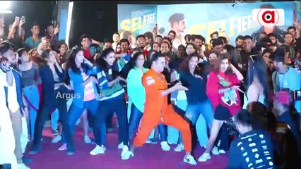 Akshay Kumar Breaks Records To Promote Upcoming Movie 'Selfiee'