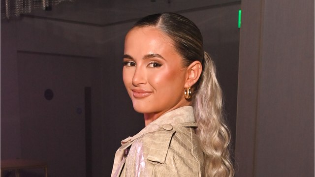 Olivia tries to copy Molly-Mae