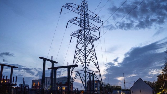 Ice storm knocks out power to over 52K Consumers Energy cust