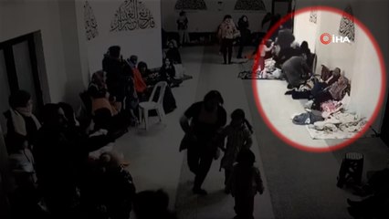 Depremde yaşlı adam can dostu kedisini böyle kurtardı