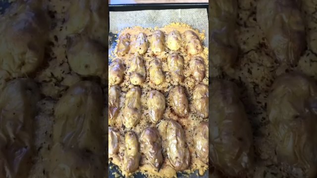 Pommes de terre au parmesan ou crispy parmesan potatoes