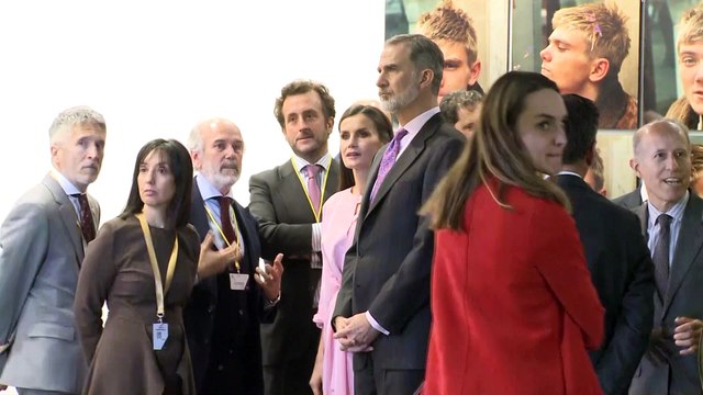Las galeristas míticas de ARCO, protagonistas de una visita de los Reyes a la feria
