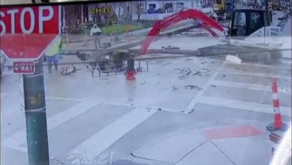 Les ouvriers avaient pourtant prévenu cet automobiliste de s'arrêter