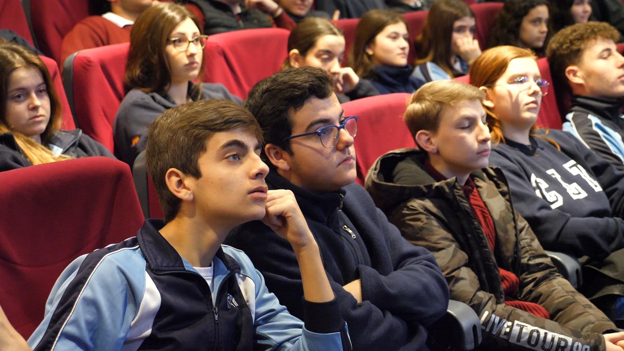 ¿Es la Universidad? Aquí la Antártida, donde seguimos investigando
