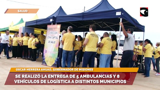 Se realizó la entrega de 5 ambulancias y 8 vehículos de logística a distintos municipios