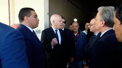 استمرار حملة الاعتقالات والإيقافات في تونس وسعيد يبرر