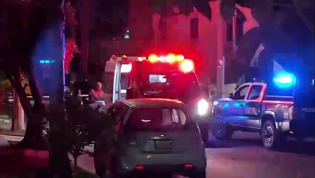 De ocho balazos, acribillaron a una mujer que circulaba en su auto en Lomas de Zapopan