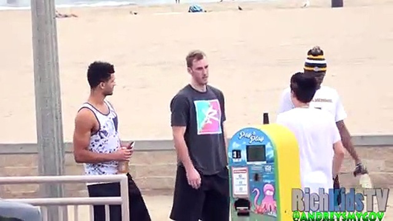 Lamborghini Gold Digger Prank Guy Gets Owned! (2)