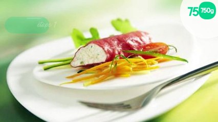 Roulé au carpaccio de bœuf et fromage frais