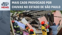 Barranco desaba sobre duas casas em Ferraz de Vasconcelos, SP