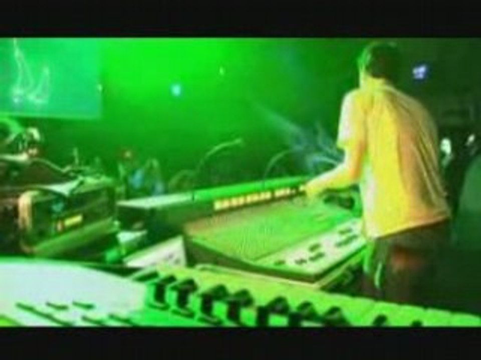 Hallucinogen live russie