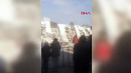 8 katlı bina yıkım sırasında çöktü, o anlar kamerada