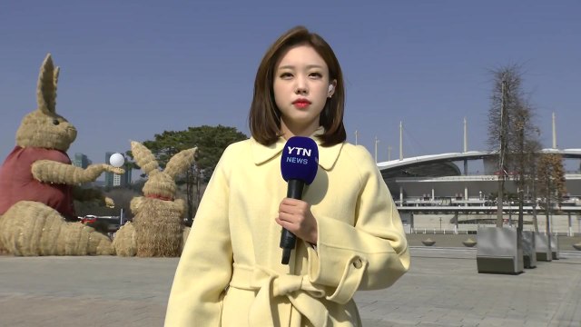 [날씨] 온화하지만 초미세먼지 기승...영동 내일까지 20cm↑ 대설 / YTN