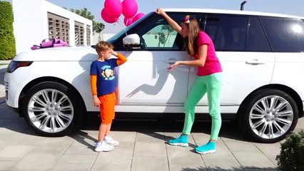 Vlad & Niki on shopping with his mom