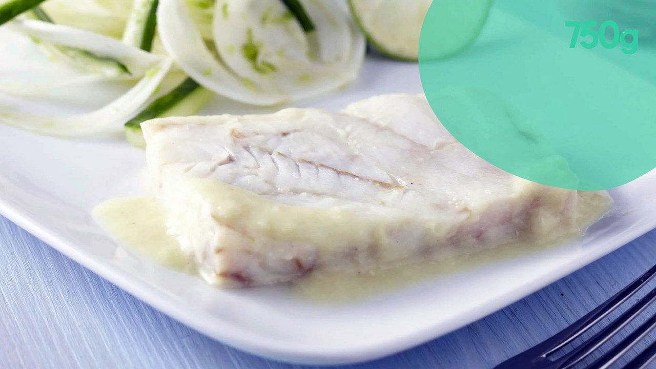 Colin au beurre blanc, fenouil et concombre croquants au citron vert, vinaigrette à la vodka