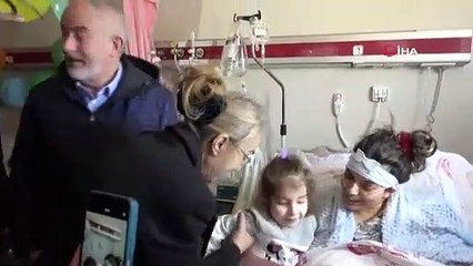 Tam 18 gün sonra! Anne ve kızın buluşması yürekleri yaktı