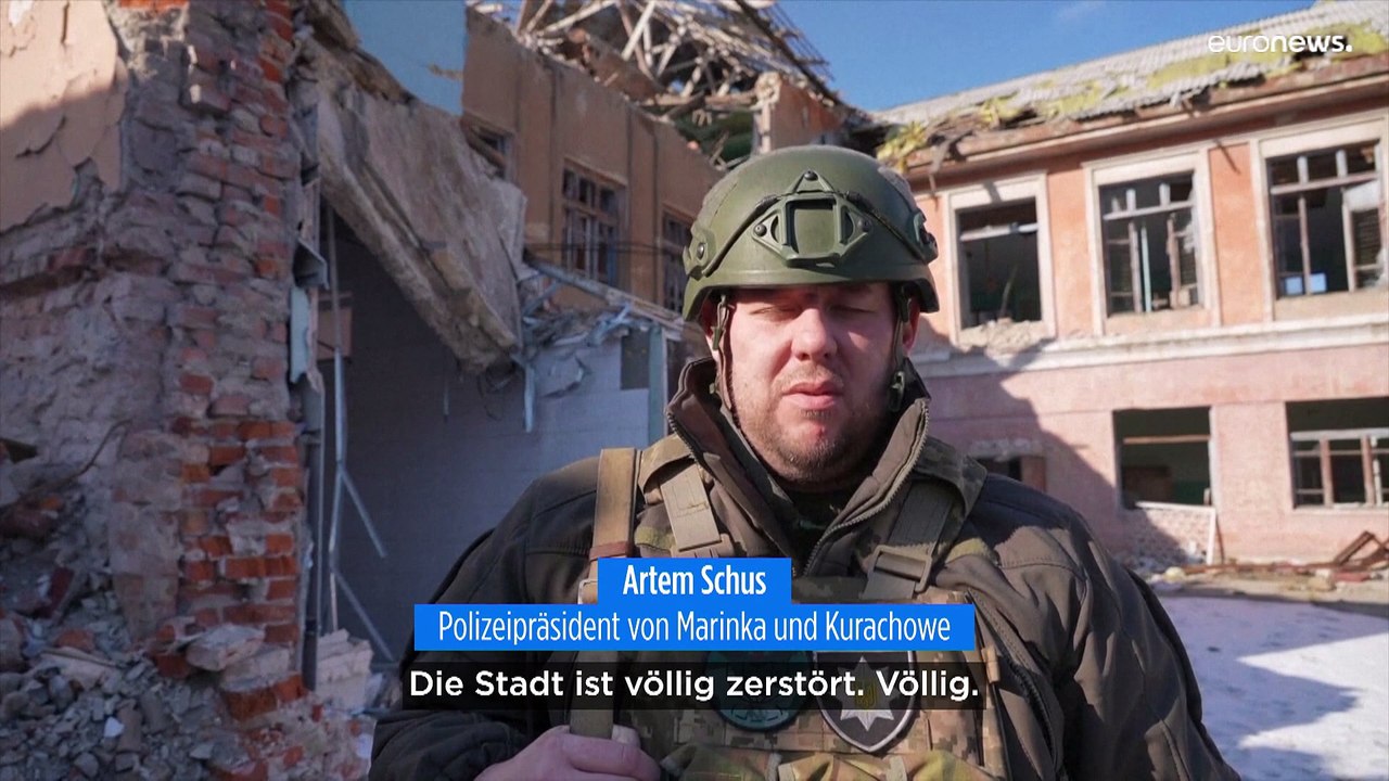 Glockengeläut für die Toten: Ukrainer begehen ersten Jahrestag des Krieges