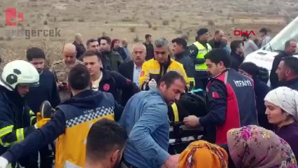 Mardin'de öğrenci servisi şarampole yuvarlandı