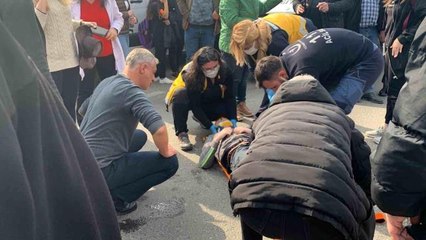 Otomobilin çarptığı lise öğrencisi yaralandı