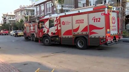 Depremzedelerin kaldığı otelde yangın çıktı