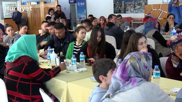 Antalya Valisi Ersin Yazıcı: 10 bin 500 depremzedeyi farklı illerdeki yurtlara taşıdık