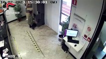 Arrestati dopo rapina in banca nel trapanese, le immagini  del colpo