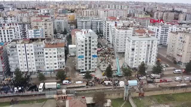 DİYARBAKIR'DA HASARLI YAPILARIN YIKIM İŞLEMLERİNİN DURDURULMASINA KARAR VERİLDİ