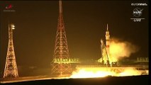 شاهد: روسيا تطلق مركبة إغاثة إلى محطة الفضاء الدولية لإعادة رواد فضاء عالقين