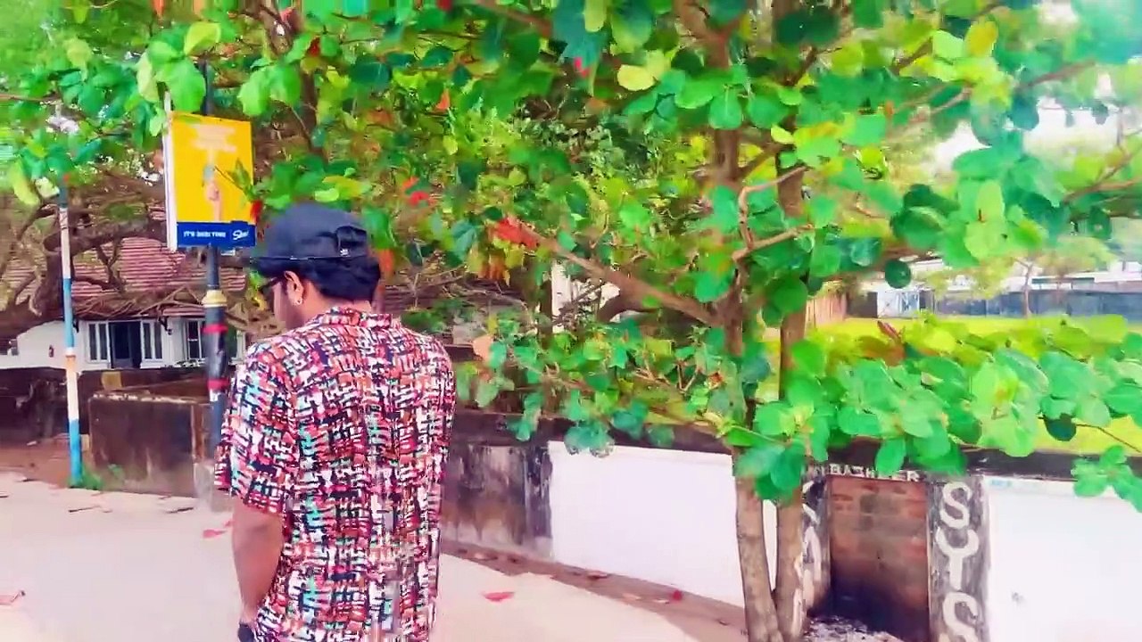 ഇവൾ ഷൂപരാട  ചിരിച്ചു മതിയായി l UNBOXINGDUDE l