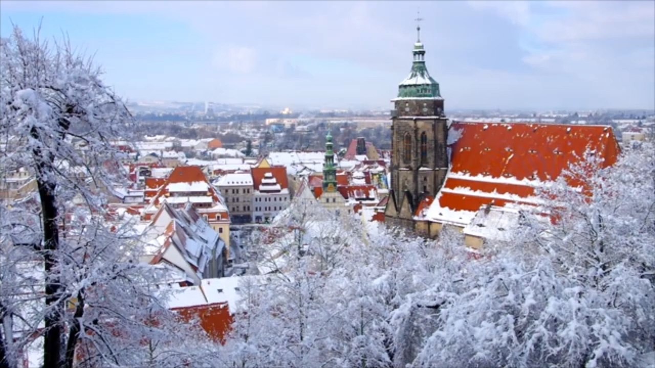 Kaltfront 'Yigit' bringt Sturm und Schnee am Wochenende