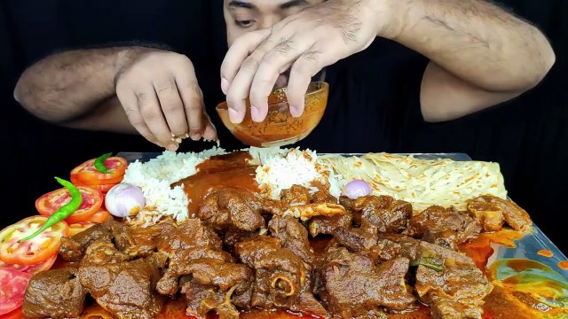 HUGE SPICY DESI STYLE MUTTON CURRY, LACCHA PARATHA, RICE, GRAVY, SALAD ASMR MUKBANG EATING SHOW
