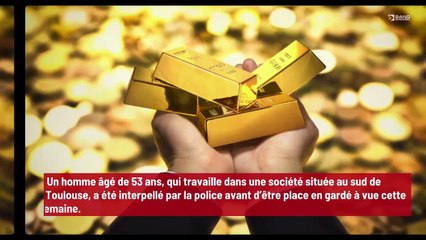 Un homme vole un lingot d’or mais le fait tomber dans un lac !