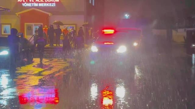 Maltepe Belediye Başkanı Ali Kılıç: Bölgeye Giden İlk Ekiplerden Biri Olduk, Yaraları El Birliğiyle Sardık