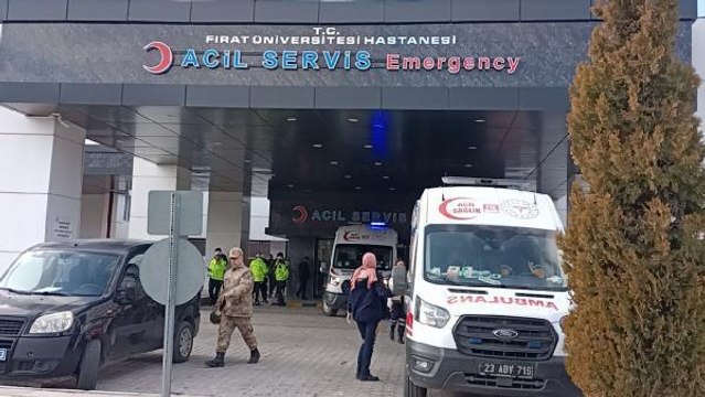 RUHSATSIZ TABANCASINI TEMİZLERKEN ANNESİNİ YARALADI