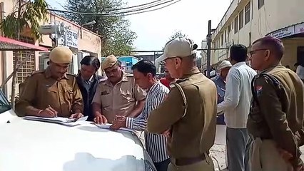 युवक व बुजुर्ग ने फंदे पर झूलकर दी ज्ञान