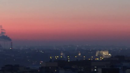 Jupiter and Venus meet with moon during spectacular sunset