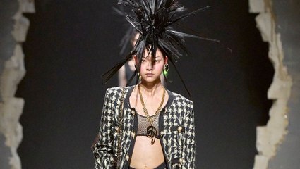 Défilé Moschino Prêt-à-porter Femme Automne-Hiver 23-24