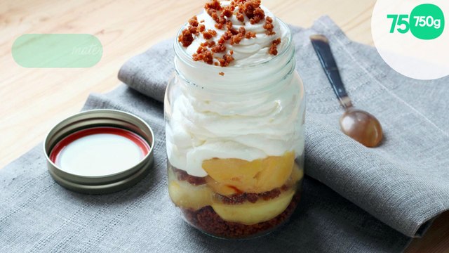 Bocal pommes, spéculos et crème fouettée