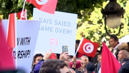 السلطات التونسية تحيل معارضين موقوفين إلى مكتب مكافحة الإرهاب