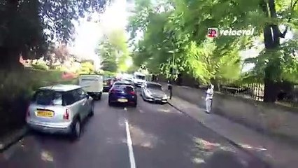 Driver Attempts Vehicular Intimidation Of Cyclist LY63KNA