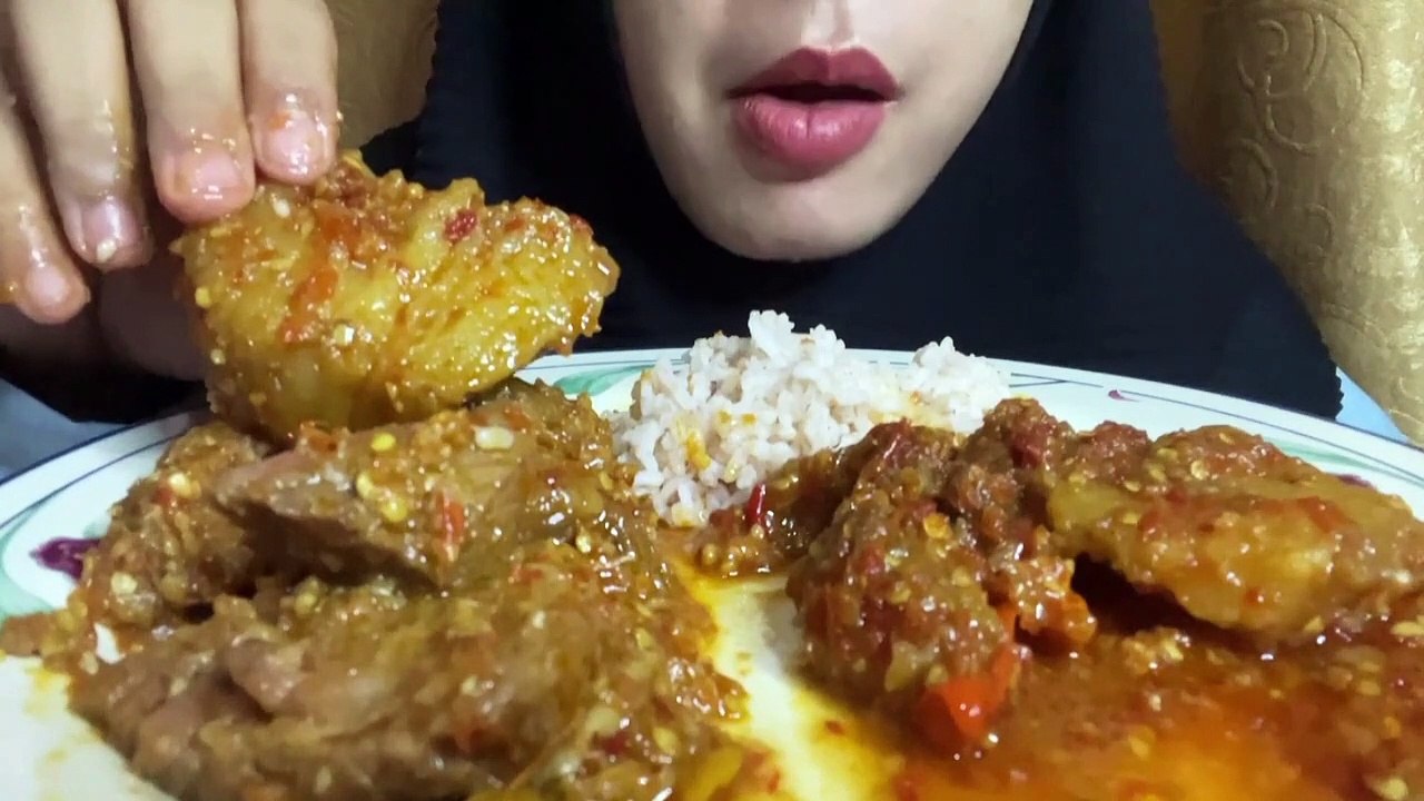 ASMR OSENG IGA MERCON AND OSENG TETELAN KOYOR, DELICIOUS !!