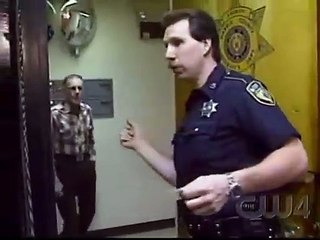 Cops - Se3 - Ep18 HD Watch