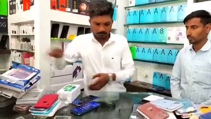 .शहर में पांच मोबाइल दुकान संचालको के खिलाफ कॉपीराइट एक्ट के तहत कार्रवाई